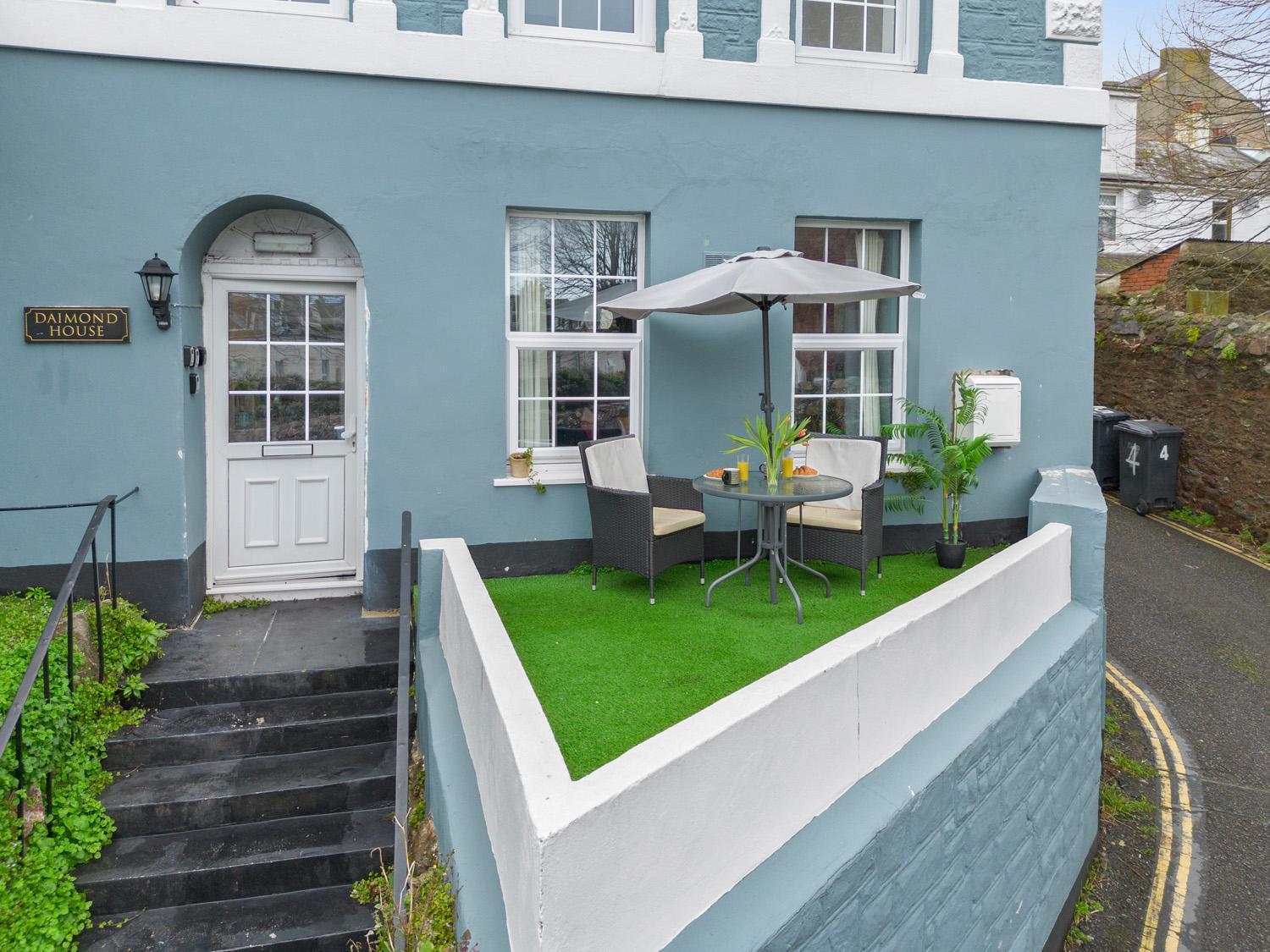 Stylish 2 Bed Apartment Near Beach, Parking, Wifi, Netflix Teignmouth Exteriör bild
